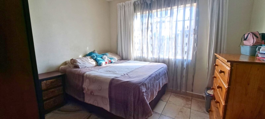 3 Bedroom Property for Sale in Waterkloof East North West